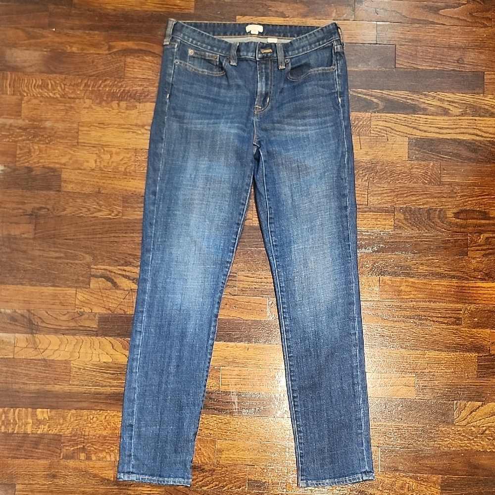 J. Crew Stretch Classic Blue Medium Wash Straight Leg Jeans Size 28
